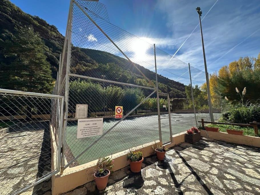 Apartament Rialp Amb Vistes Al Riu Noguera Pallaresa Exterior photo